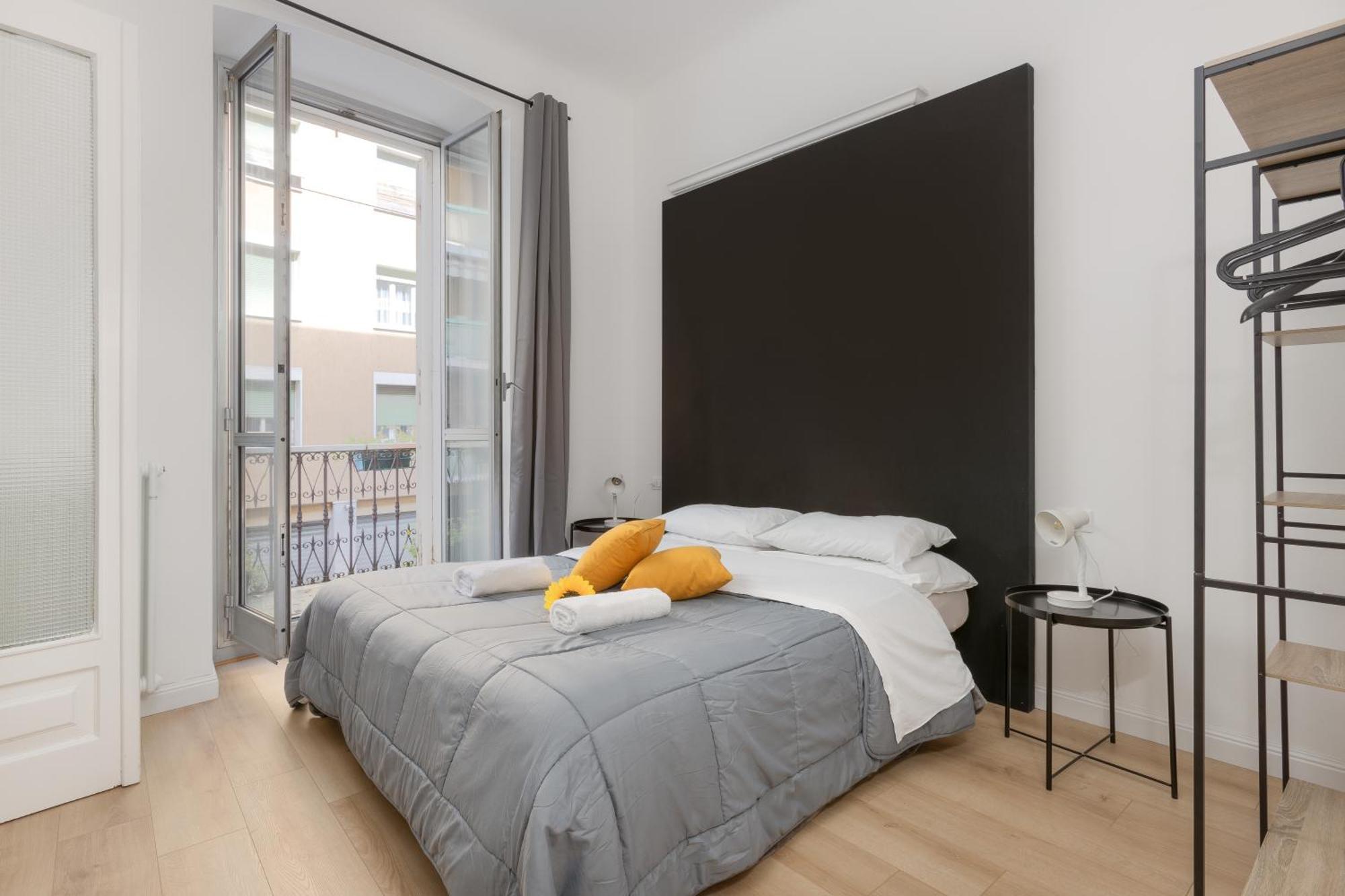 Snapstay Luxury Apartments In Centro A Trieste Exteriör bild